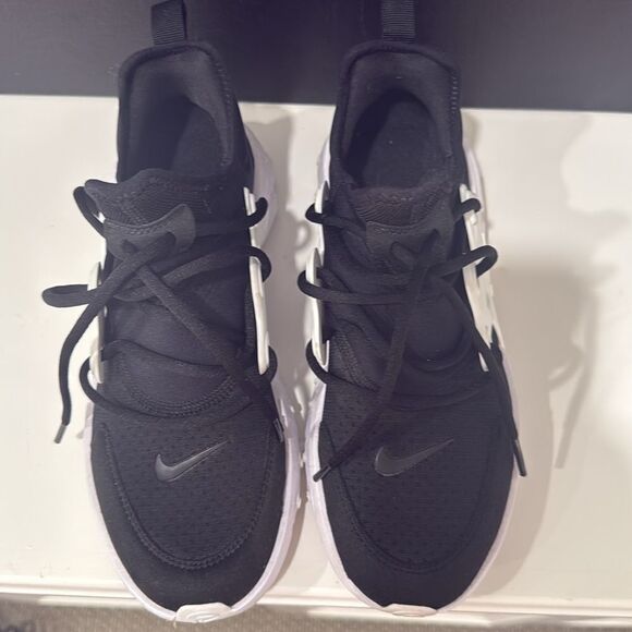 Kids Nike React Presto Sneakers - Picture 5 of 5